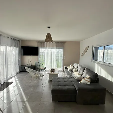 بيت للعطل Maison Recente Avec Piscine A 15' Des Plages En Velo Le Bernard