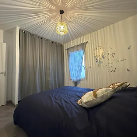 Maison Recente Avec Piscine A 15' Des Plages En Velo بيت للعطل *